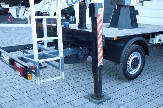 RENAULT Master Iveco Daily 35S14 PIATTAFORMA AEREA, CESTELLO