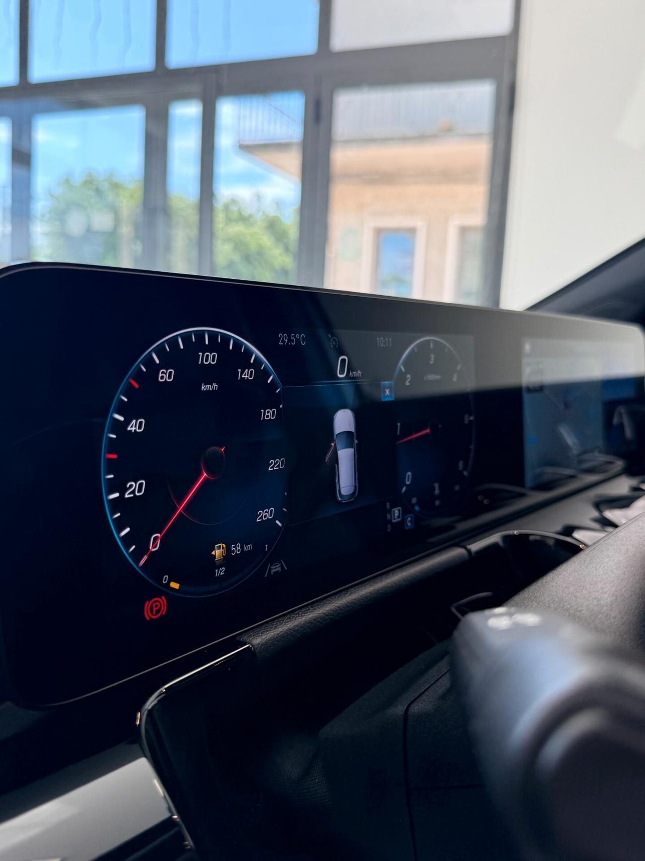 Mercedes-benz GLA 200 d Premium auto AMG TETTO APRIBILE,LUCI SOFFUSE,TELECAMERA,APPLE CARPLAY,SEDILI RISCALDABILI,VIRTUAL