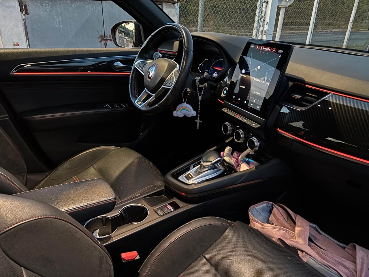 Renault Arkana Hybrid E-Tech 145 CV R.S. Line, STUPENDA, SEDILI ELETTRICI, TELECAMERA, CERCHIO 18!!!