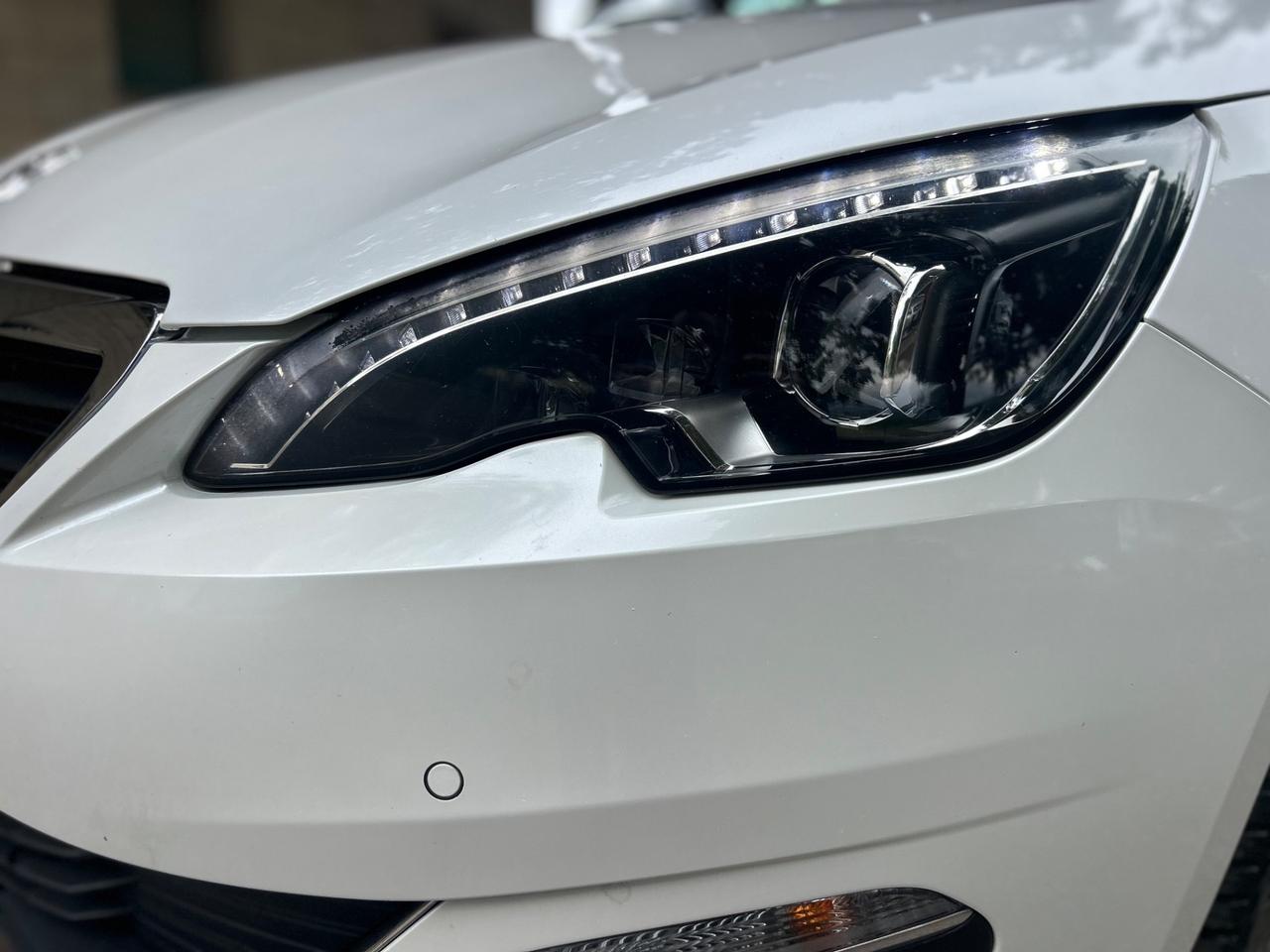 Peugeot 308 BlueHDi 120 S&S Allure