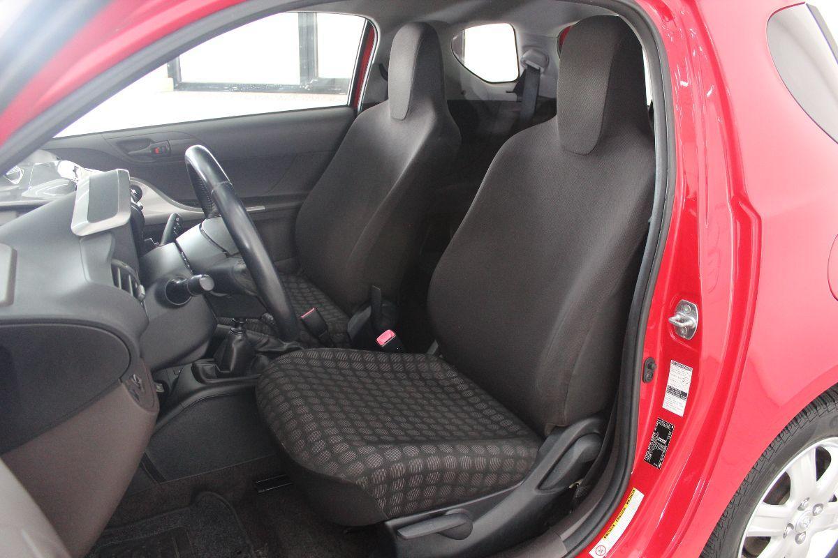 TOYOTA - iQ - 1.0 Sol