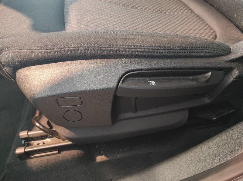 BMW X1 (F48) - X1 sDrive20i Advantage