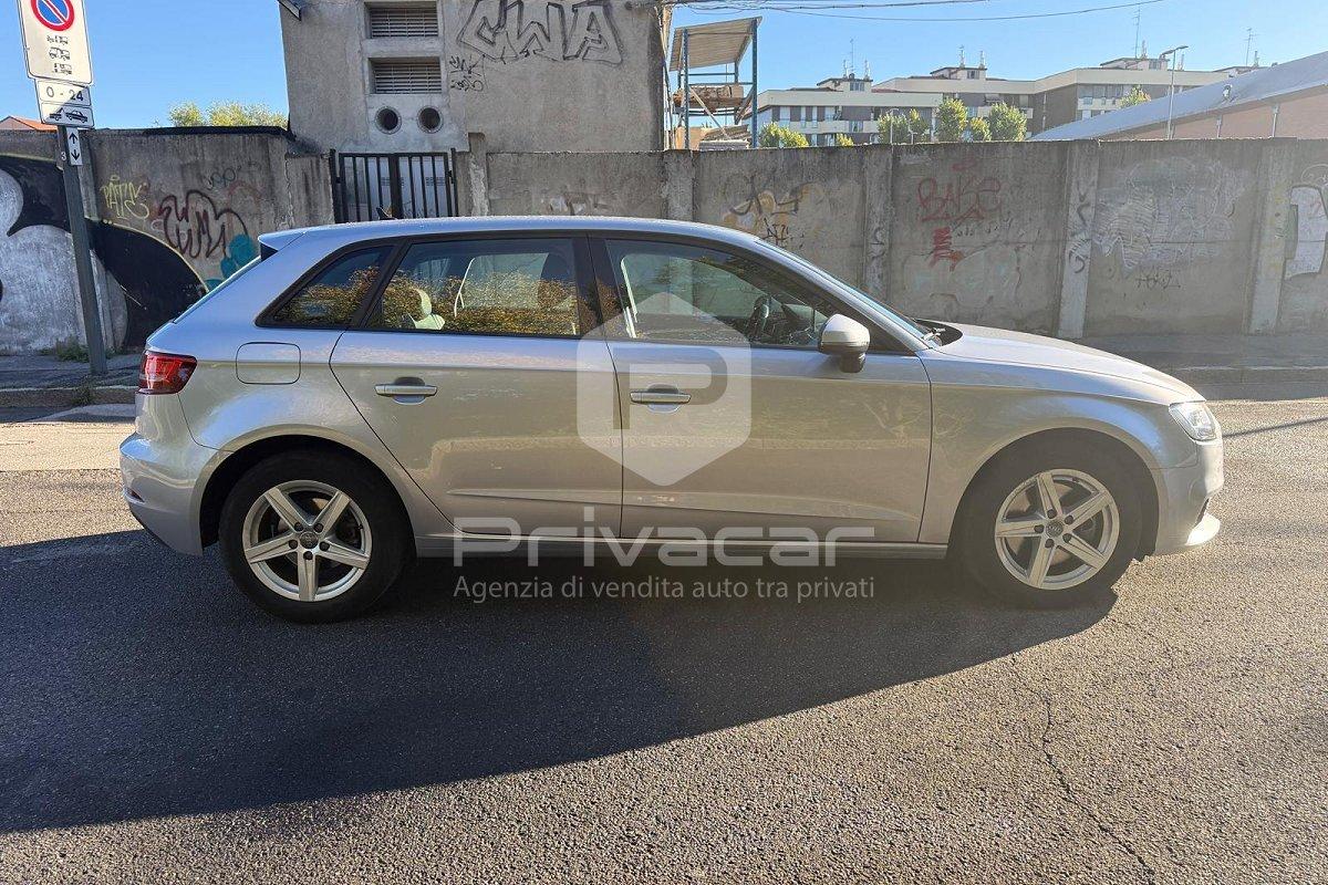 AUDI A3 Sedan 35 TDI S tronic Business
