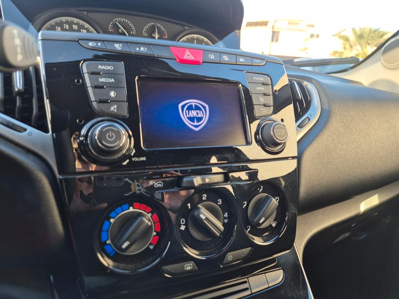 Lancia Ypsilon 1.2 69 CV Gold
