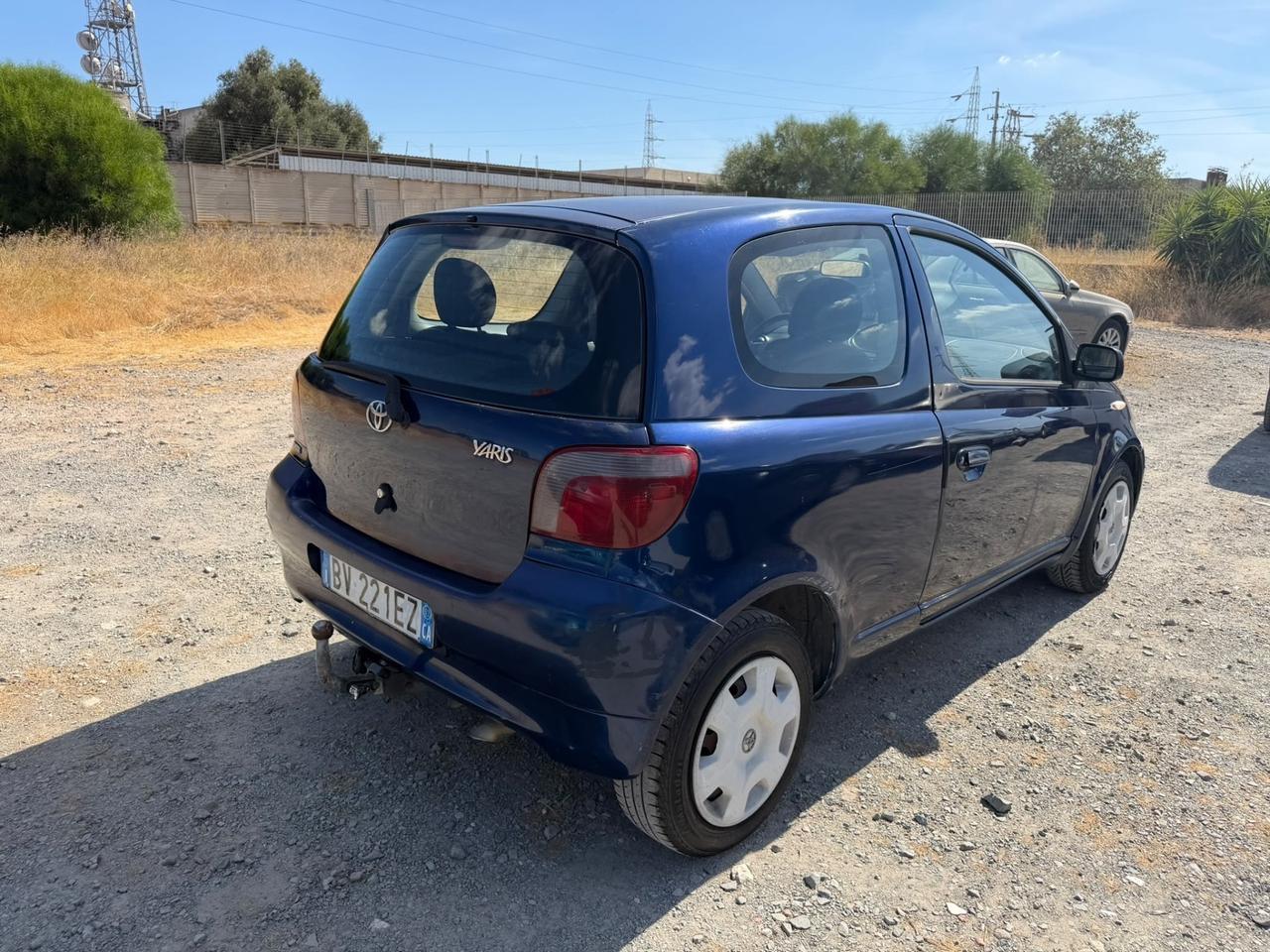 Toyota Yaris 1.3 Benzina-Gancio Traino-Neopatentati