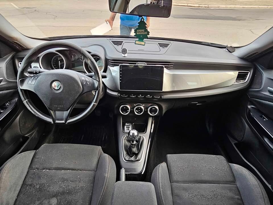 Alfa Romeo Giulietta 2.0 JTDm-2 140 CV Distinctive
