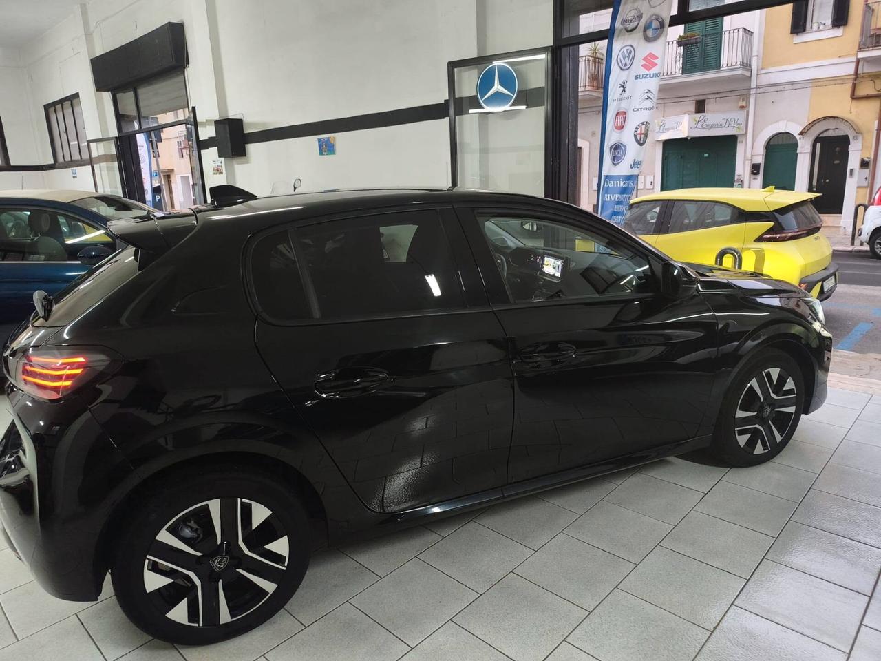Peugeot 208 PureTech 100 Stop&Start 5 porte Allure