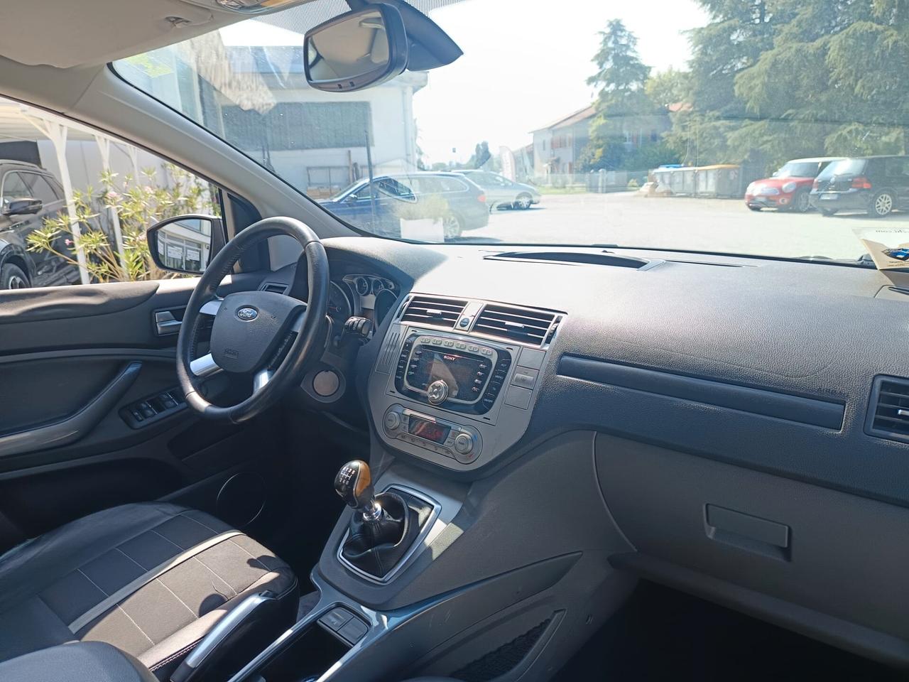 Ford Kuga 2.0 TDCi 136 CV 4WD Titanium Tua a 98€ / Mese