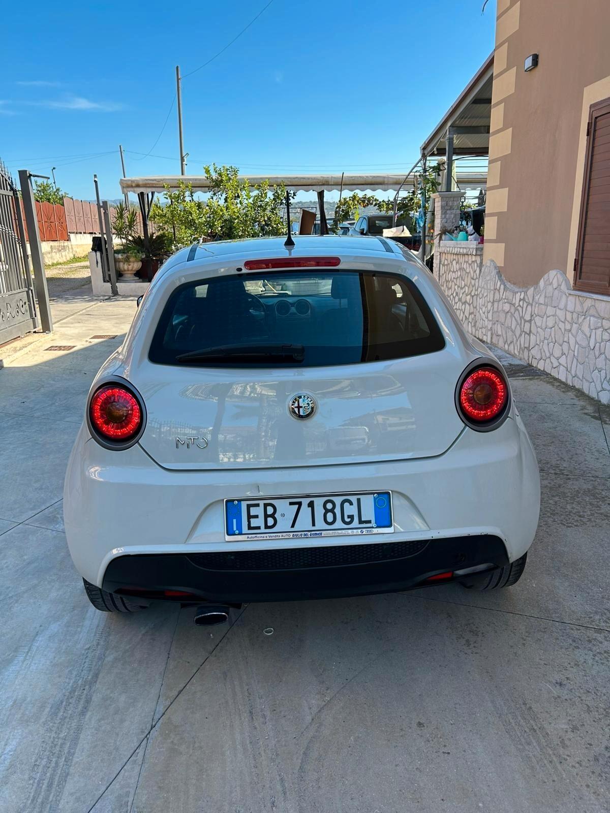 Alfa Romeo MiTo 1.3 JTDm-2 95 CV S&S Distinctive Sport Pack