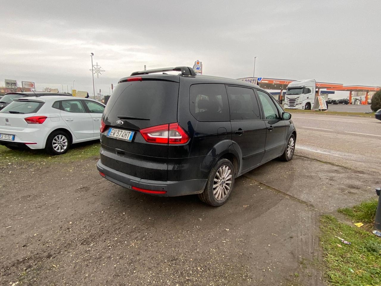 Ford Galaxy 2.0 TDCi 140 CV Powershift Nav Titanium