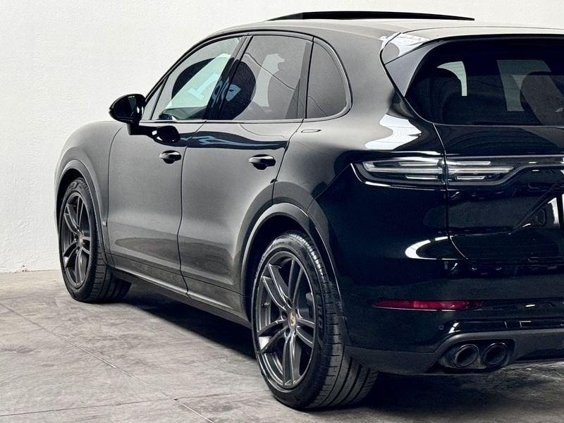 Porsche Cayenne 3.0 V6