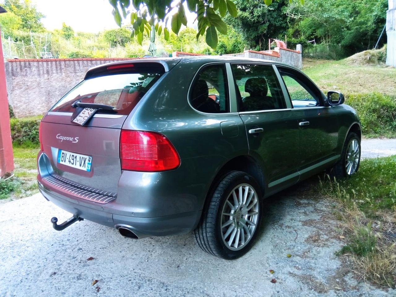 Porsche Cayenne 4.5 cat Turbo S