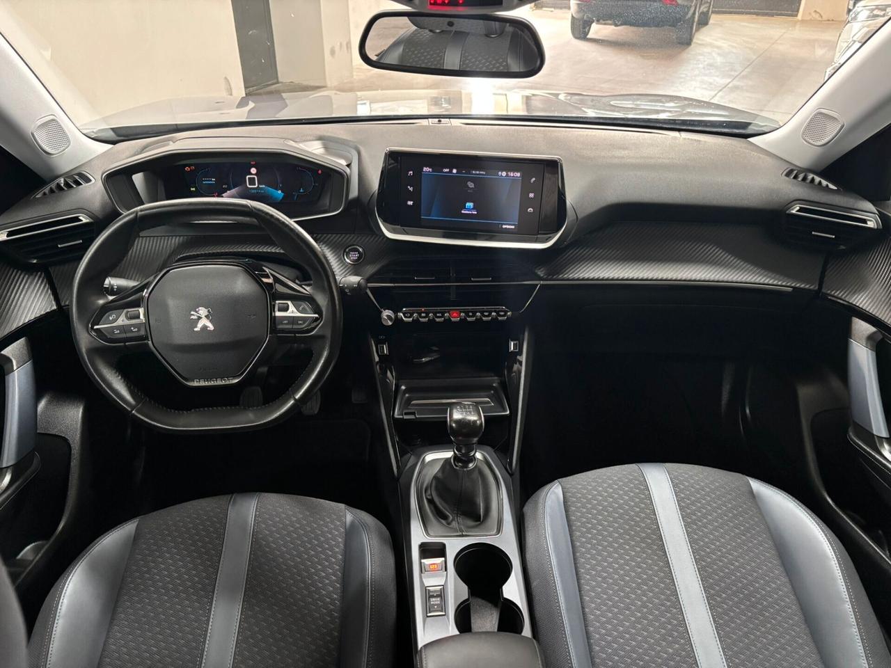 Peugeot 2008 BlueHDi 100 S&S Allure Navi Pack