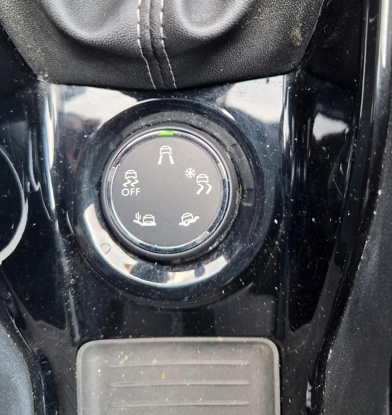 Peugeot 2008 BlueHDi 100 Black Matt