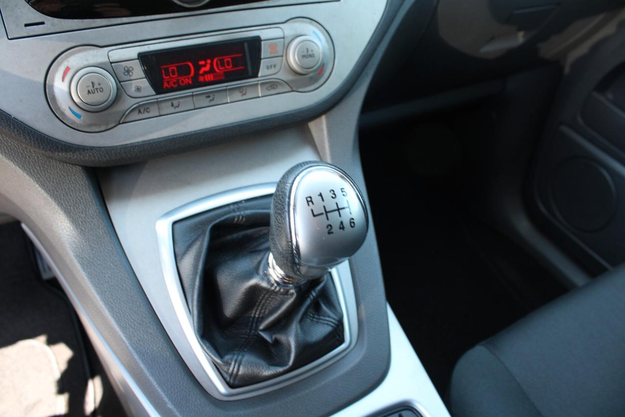 Ford Kuga 2.0 TDCi 140 CV 2WD Titanium DPF