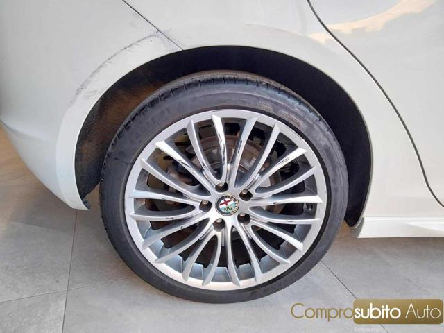 ALFA ROMEO Giulietta 1.4 Turbo MultiAir TCT Exclusive