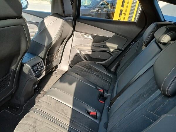 PEUGEOT 3008 1.5 BlueHDI 130 CV S&S EAT8 GT