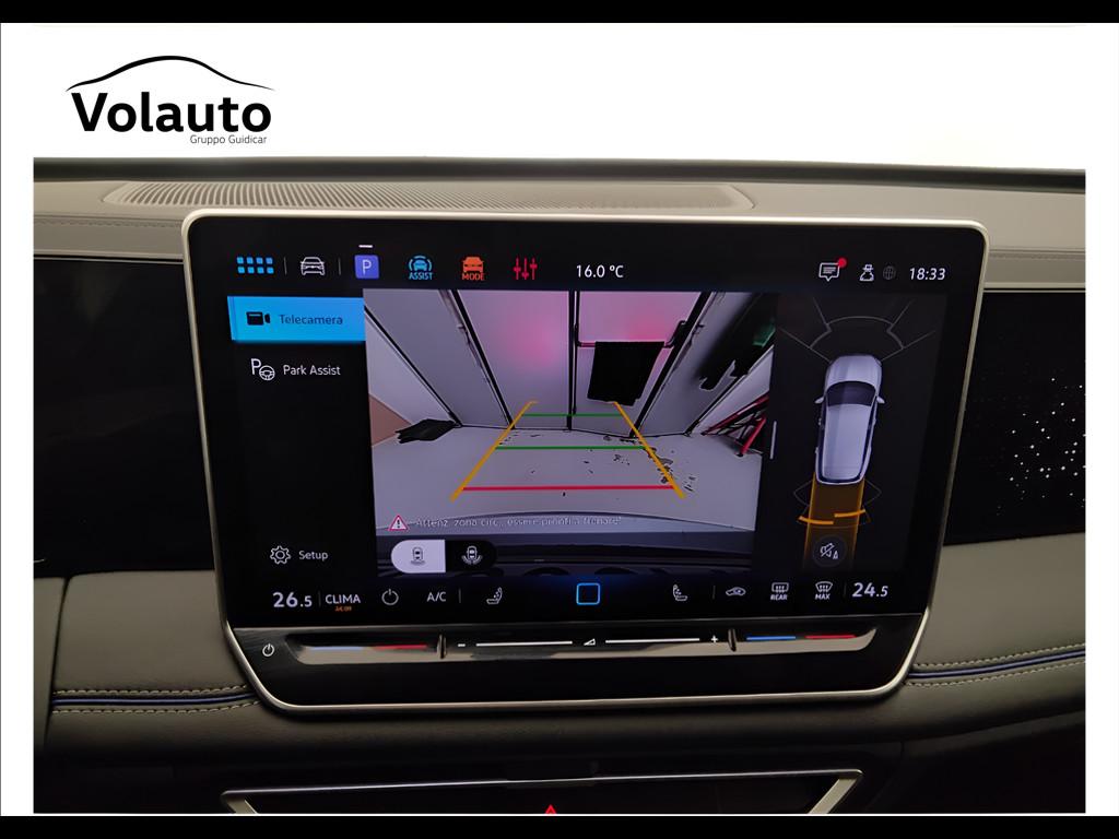 VOLKSWAGEN Tiguan III 2024 - Tiguan 2.0 tdi R-Line 150cv dsg