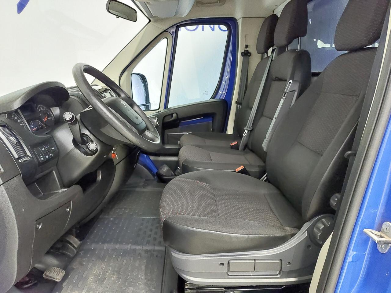 PEUGEOT Boxer (3ª serie) Boxer 335 2.2 BlueHDi...