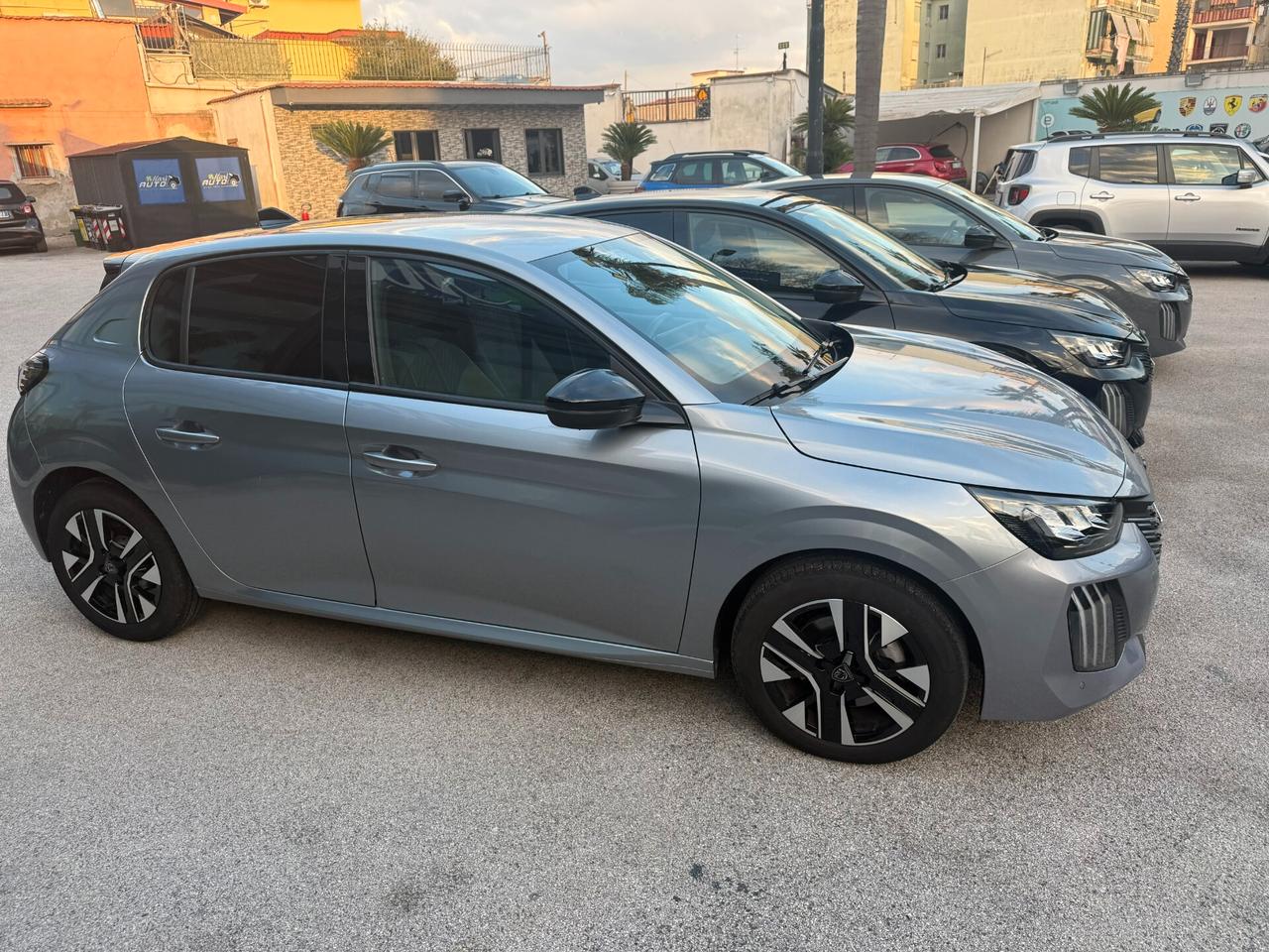 Peugeot 208 PureTech 100 Stop&Start 5 porte Allure