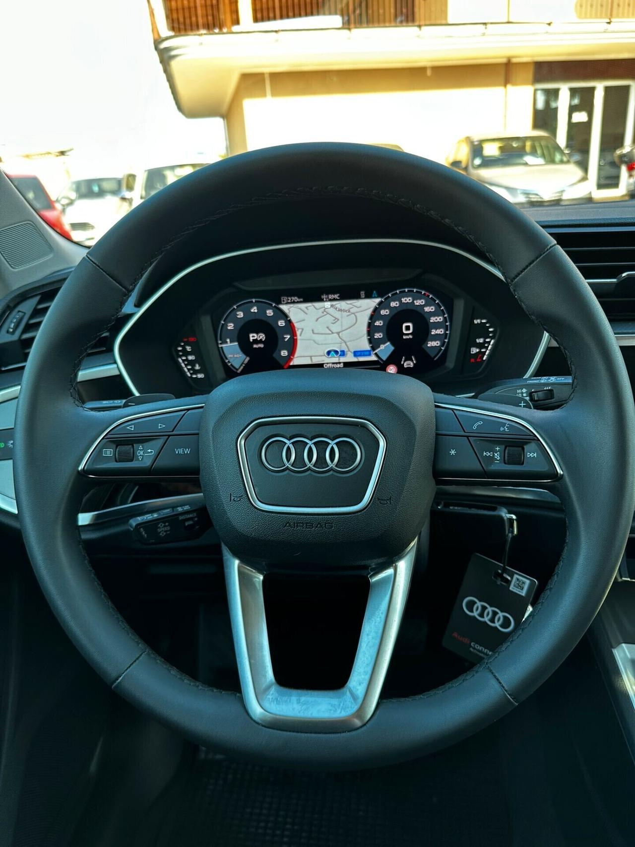 Audi Q3 SPB 40 TFSI quattro S tronic Identity Black