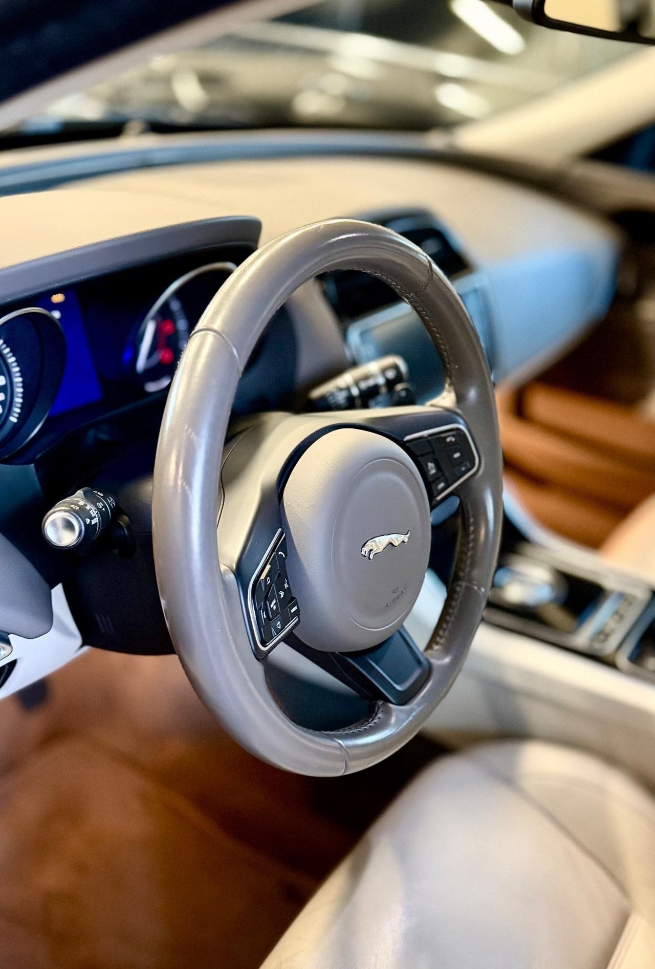 Jaguar XE 2.0 D Turbo aut. Prestige