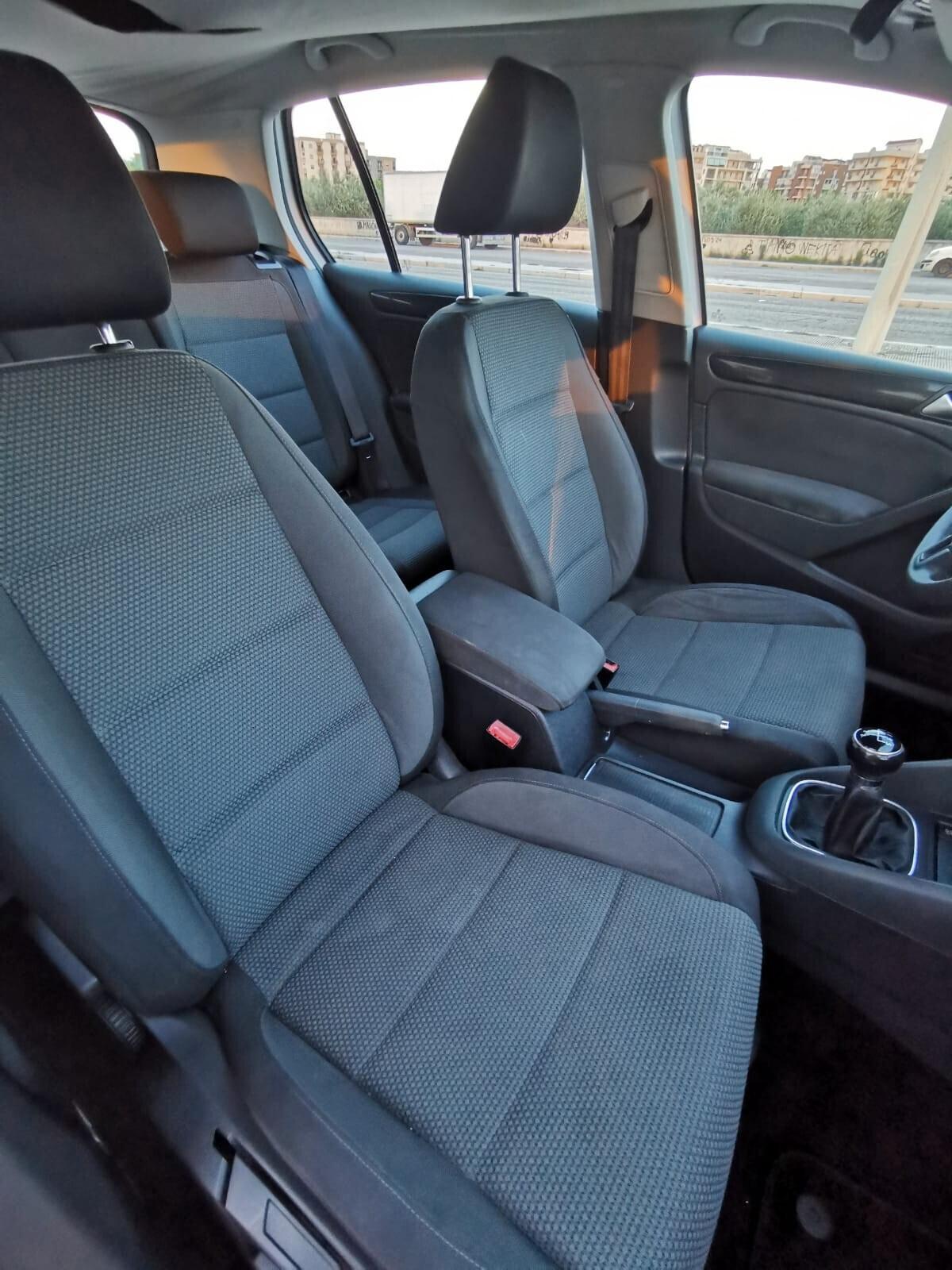 Volkswagen Golf 1.6 TDI 5p. Com. NEOPATENTATI