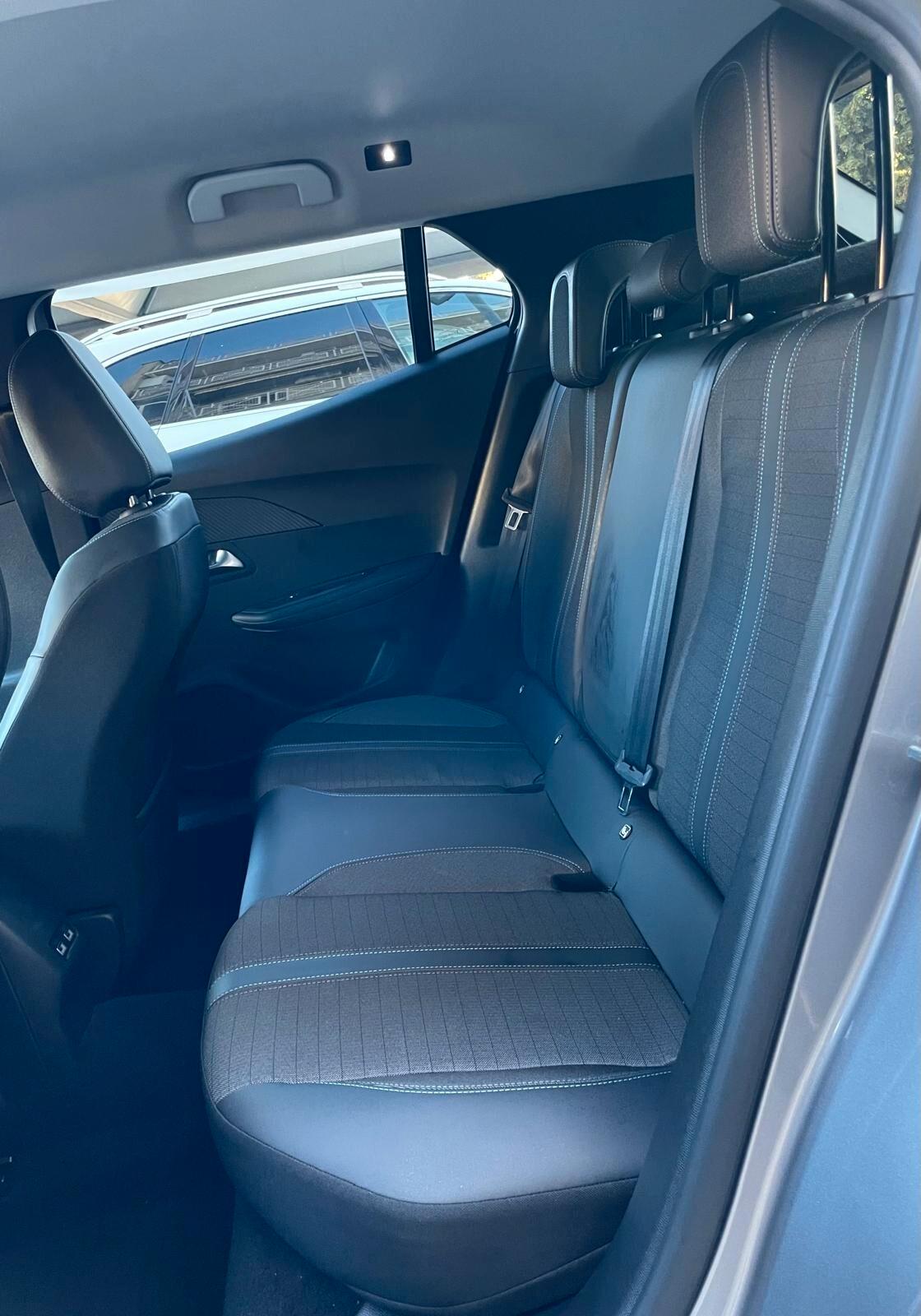 Peugeot 2008 BlueHDi 110 S&S Allure 2022