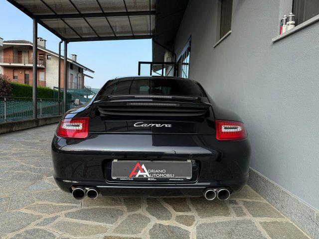 PORSCHE 911 911 Carrera 4 Coupé
