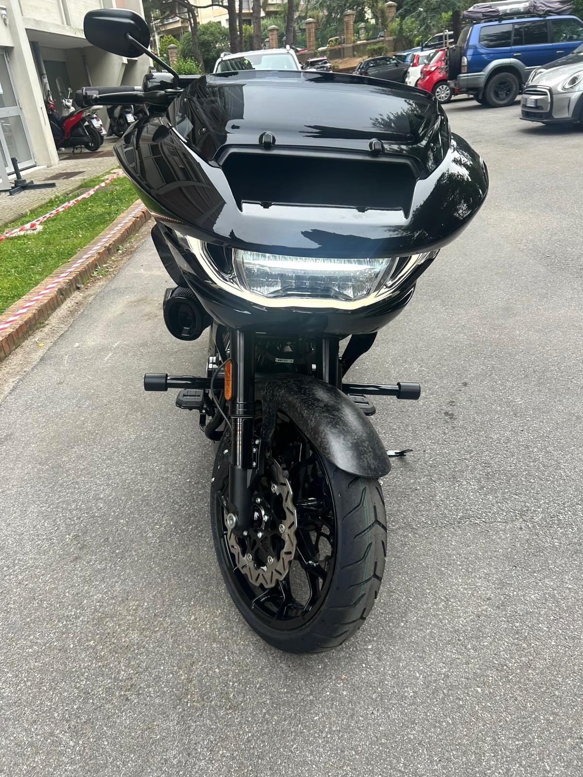 Harley-davidson CVO Road Glide ST