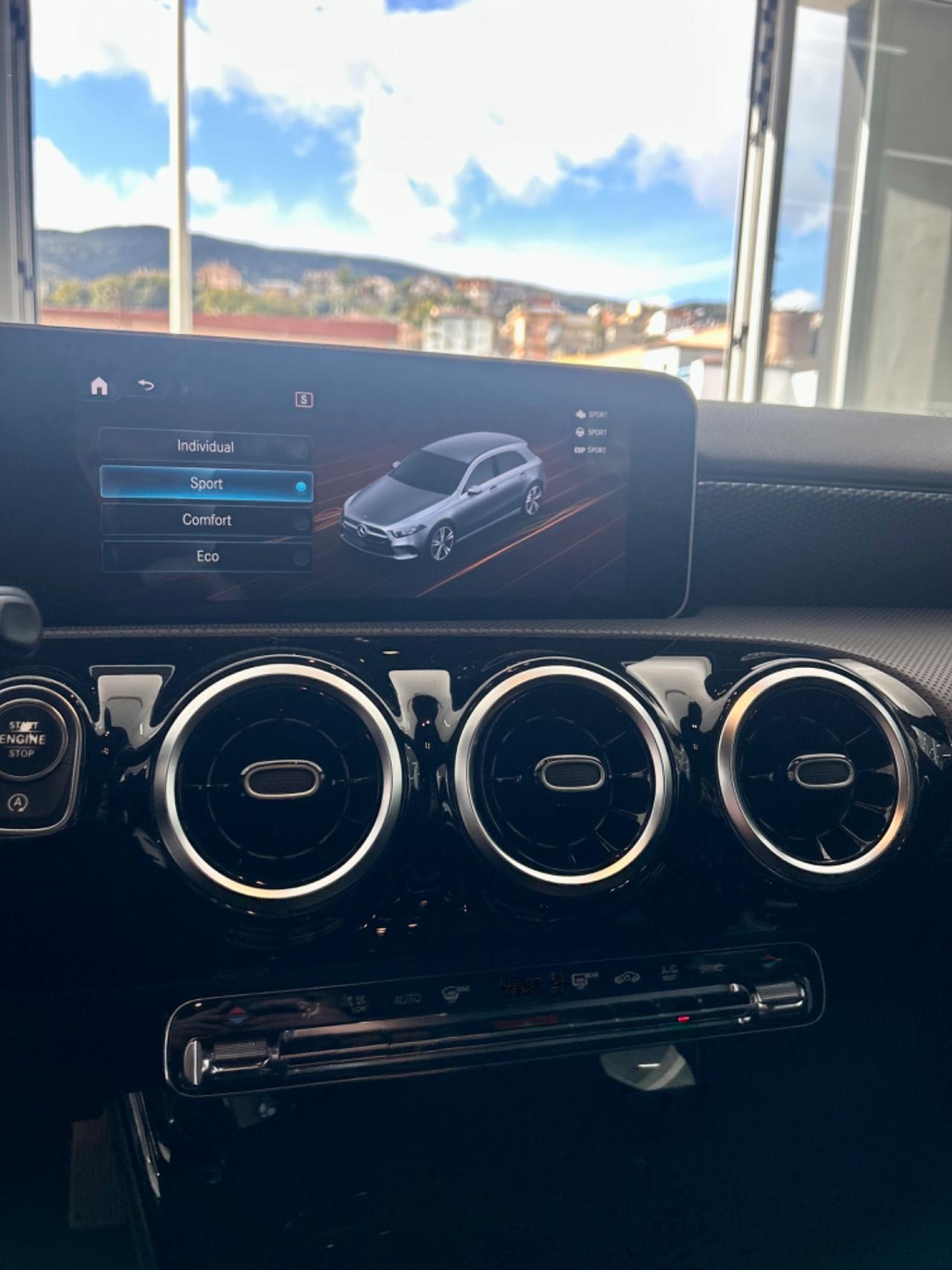 Mercedes CLASSE A 180 d Automatic Sport FINANZIABILE