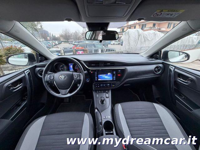 TOYOTA Auris Touring Sports 1.8 Hybrid