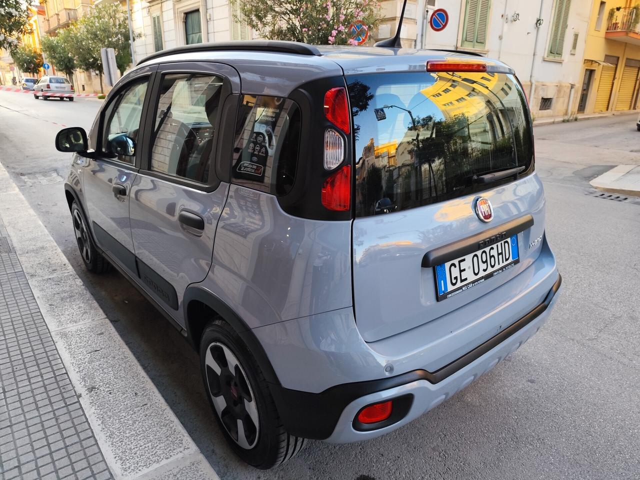 Fiat Panda Cross 1.0 FireFly S&S Hybrid