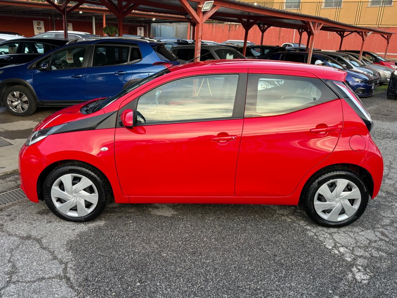 Aygo 1.0 VVT-i 69 CV( 25 mila km ) -unipro-rate