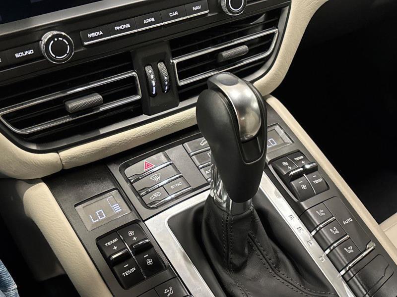 Porsche Macan 2.0 PDK