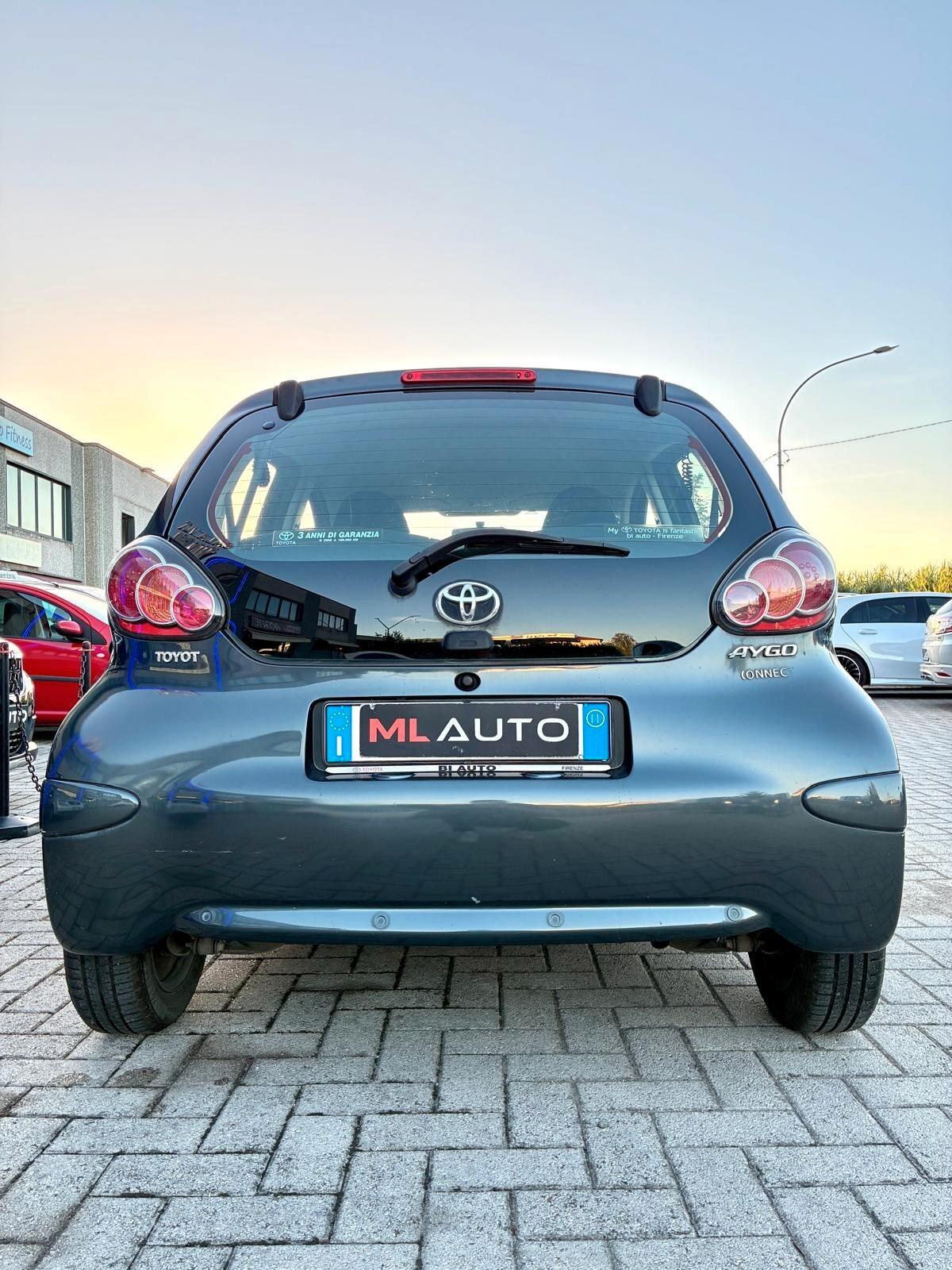Toyota Aygo 1.0 12V VVT-i 5 porte Deep Ocean Connect MMT