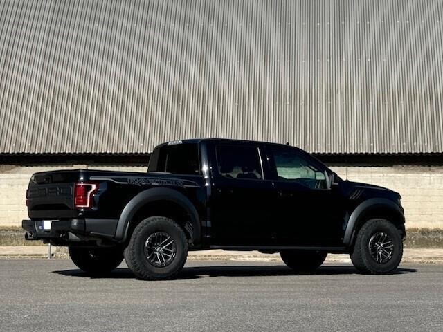 FORD F 150 RAPTOR SUPER CREW CAB