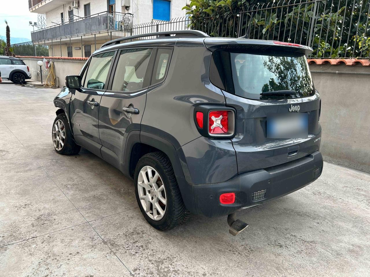 Jeep Renegade 1.6 Mjt 130CV - 2021 Incidentata