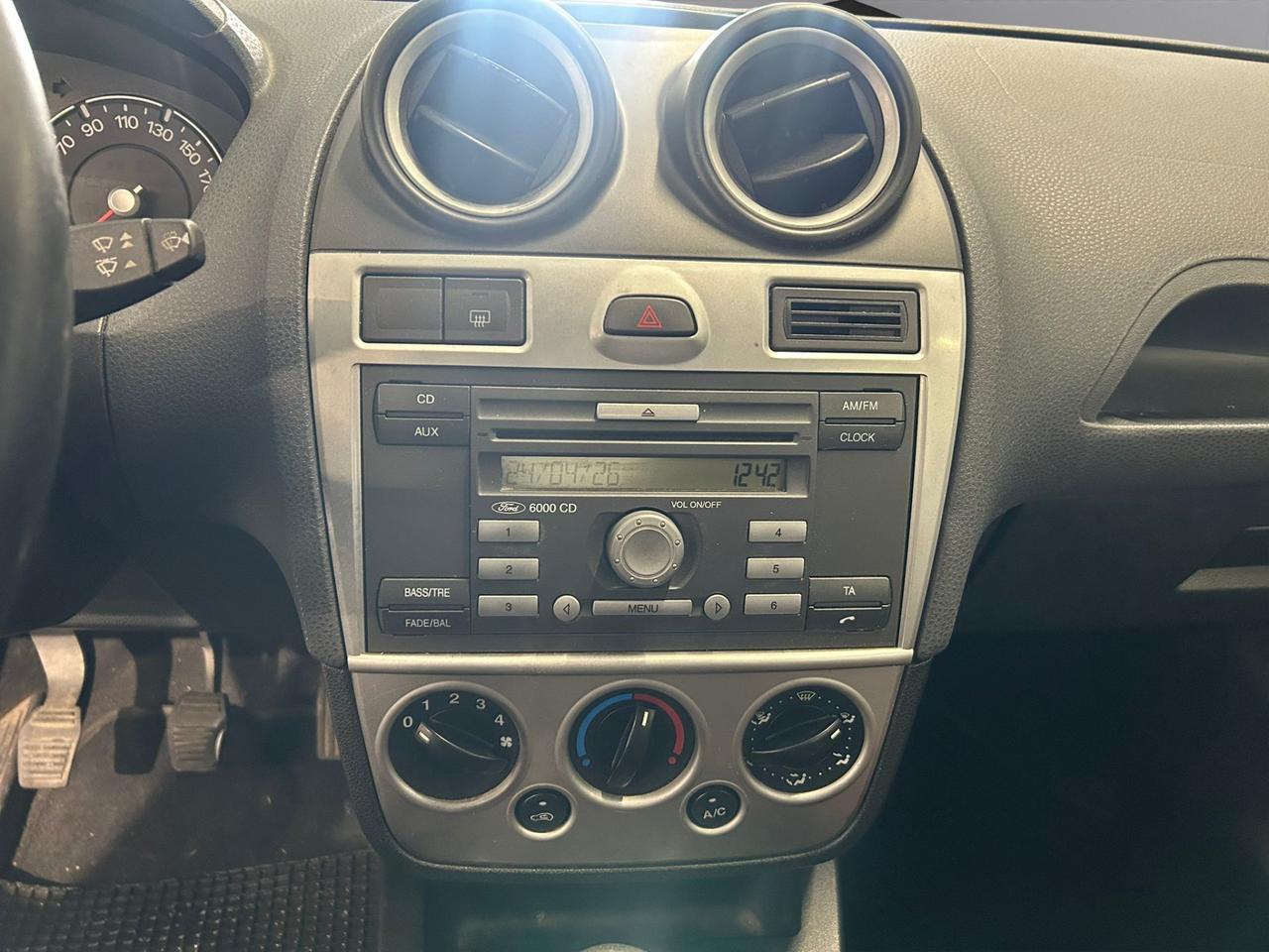 Ford Fiesta 5p 1.2 Titanium