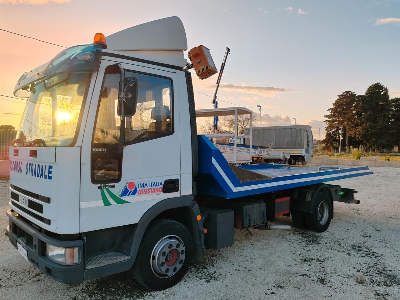 IVECO SCARRABBILE 100E21