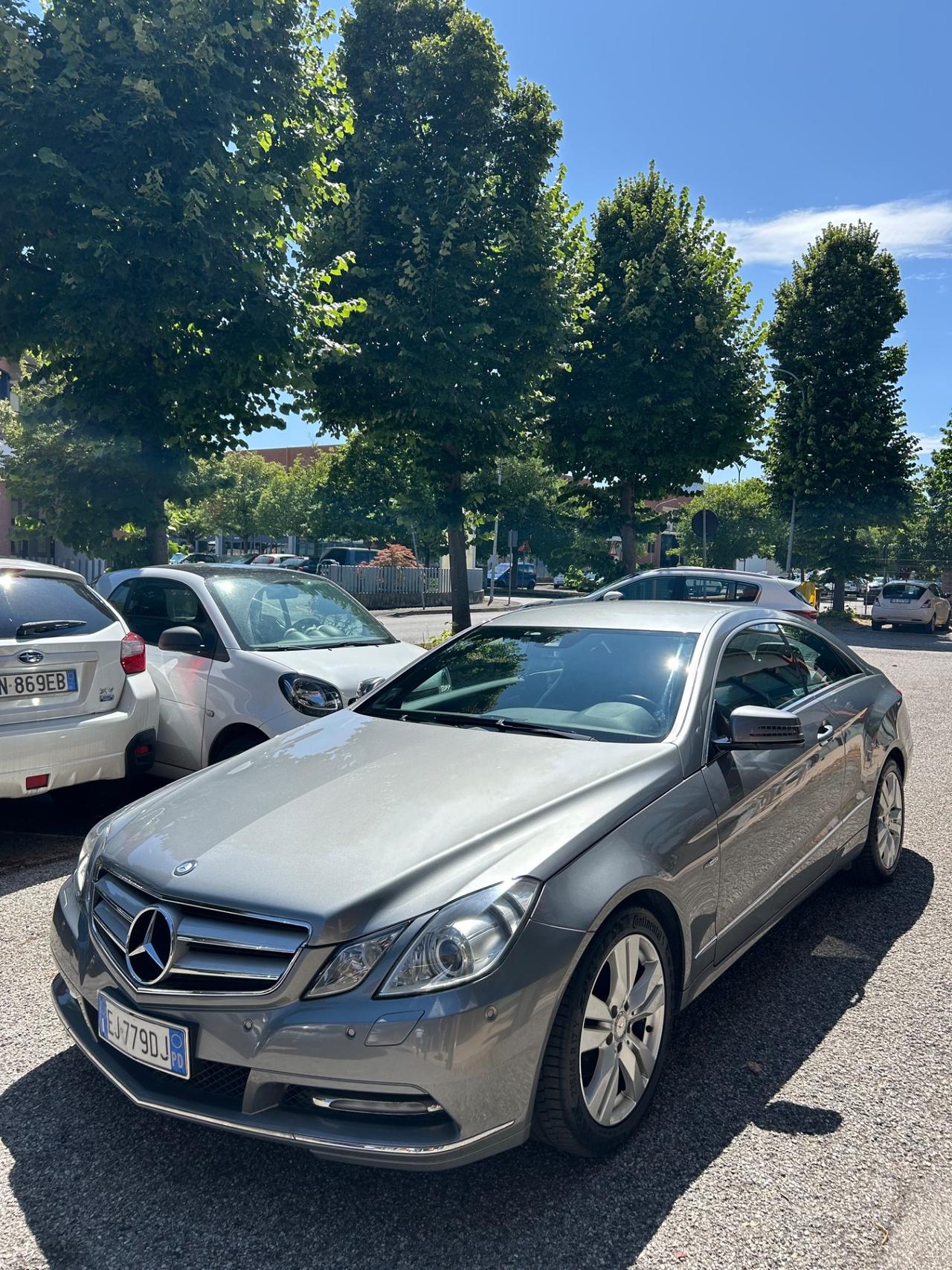 Mercedes-benz E 220 CDI Coupé BlueEFFICIENCY