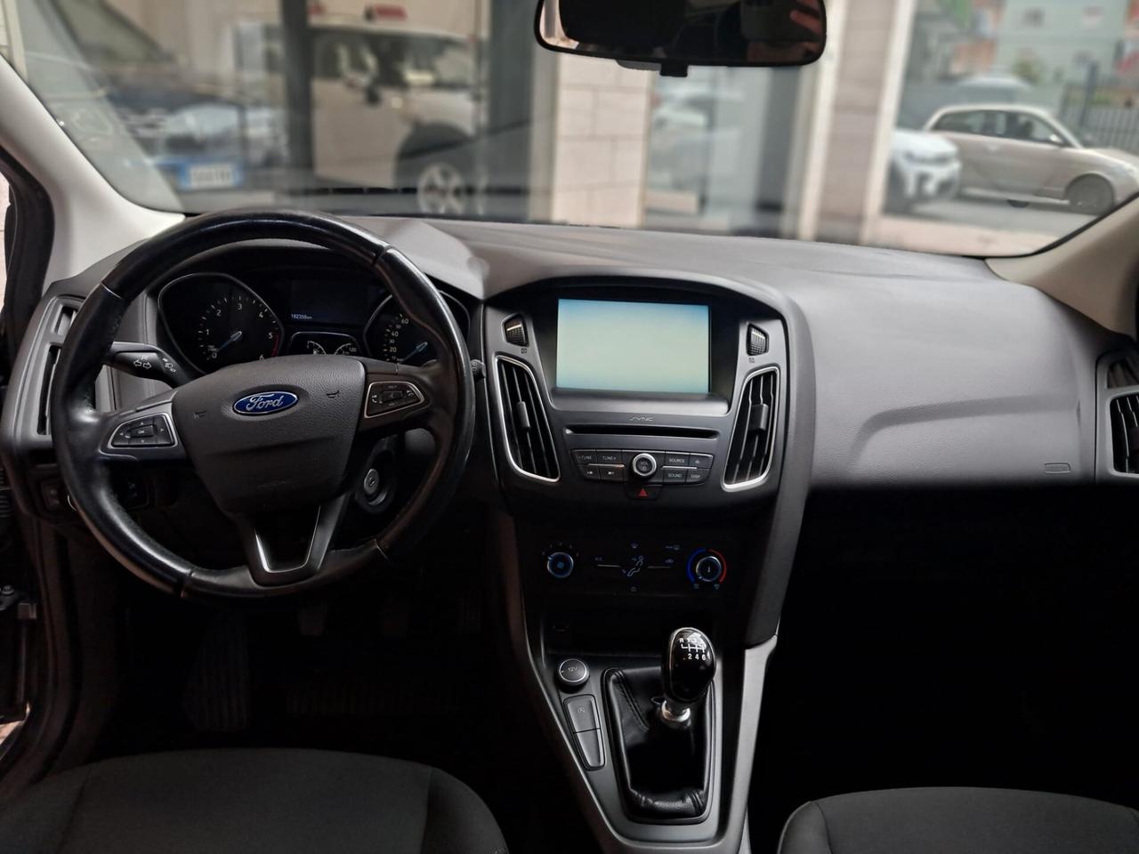 FORD FOCUS 1.5 TDCI 95CV-UNIPRO+NAVY-Euto7490