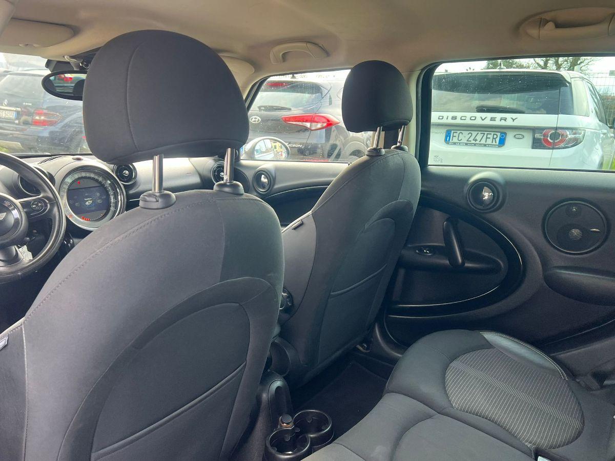 MINI - Countryman - One D