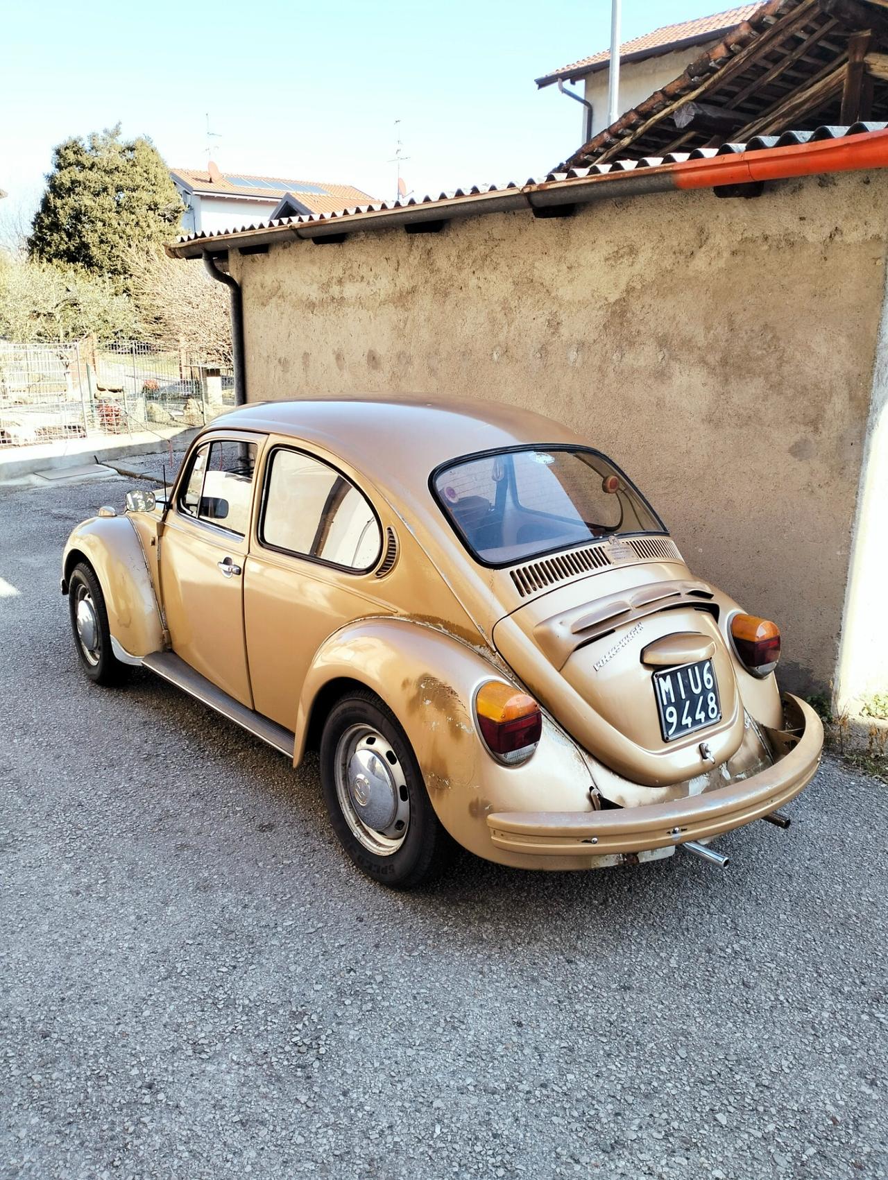 Volkswagen Maggiolone 1303 berlina