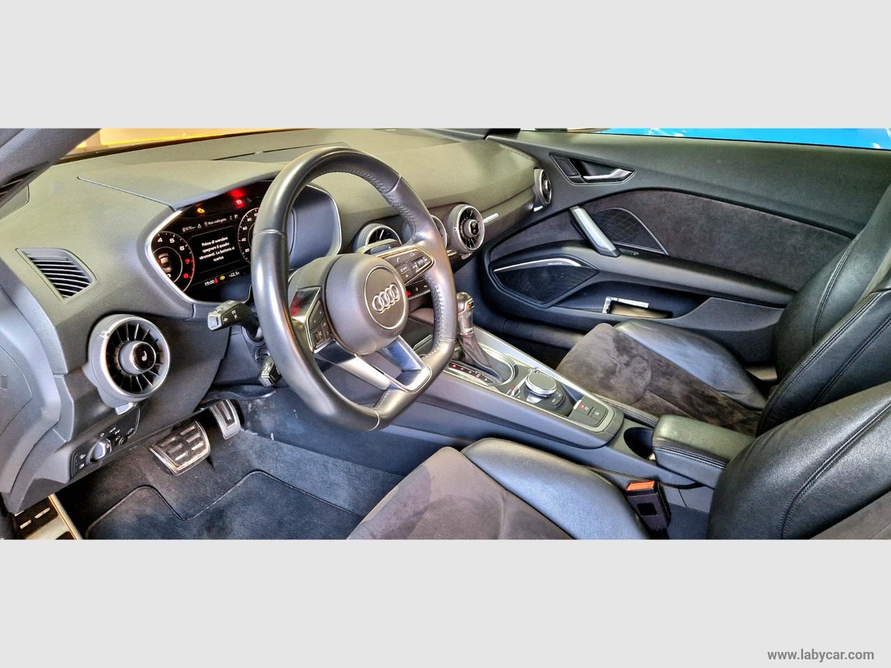 AUDI TT Coupé 2.0 TFSI quattro S tr. Design