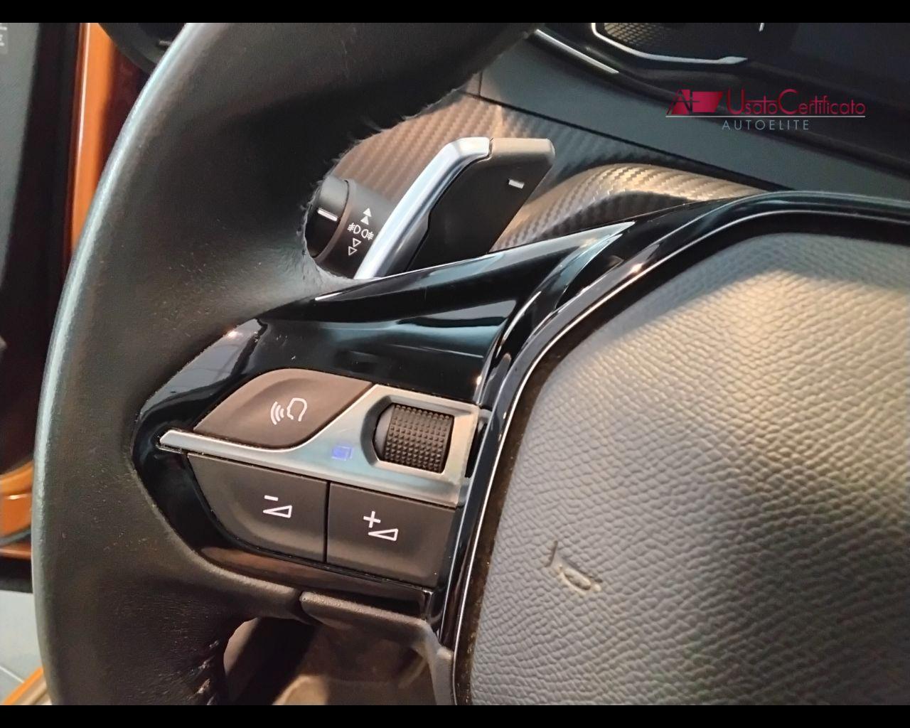 PEUGEOT 2008 BlueHDi 130 S&S EAT8 Allure