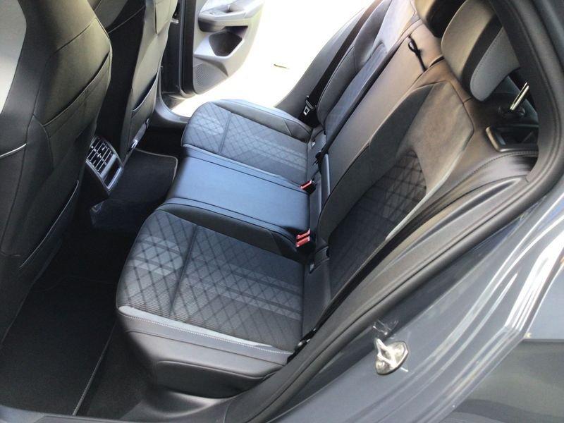 Volkswagen Golf Golf 1.5 tsi evo R-Line 130cv