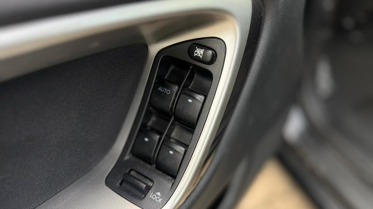 Subaru Legacy 2.0D 16V Station Wagon 2009