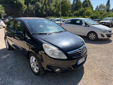 Opel Corsa 1.2 5 porte Club