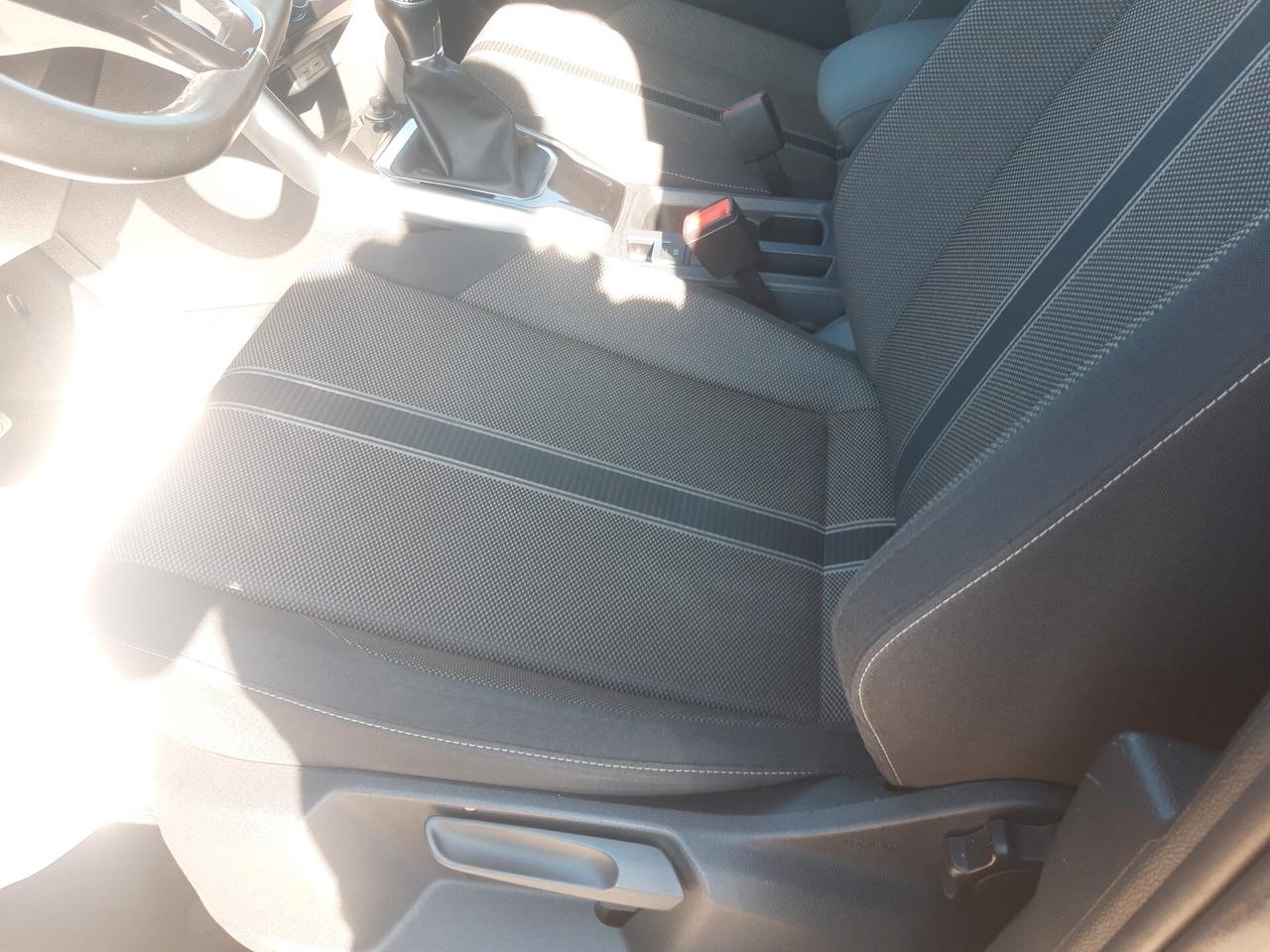 Volkswagen T-Roc 1.0 TSI Business BlueMotion Technology